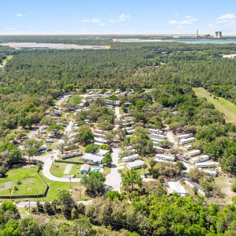 aerial view of manuctured home and RV community in Florida